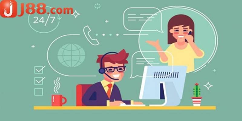Người chơi có thể liên hệ J88 qua hotline