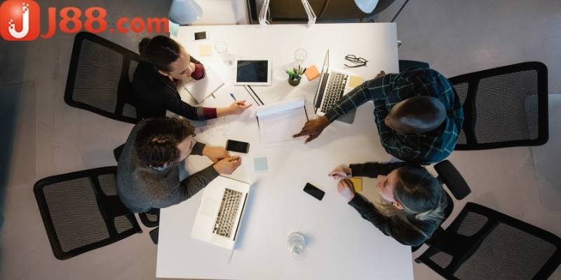 CEO Hồng Ngọc thể hiện rõ khả năng thích ứng một cách linh hoạt